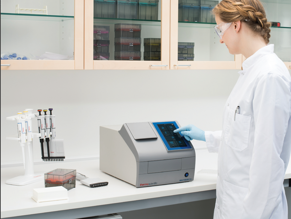 Multiskan SkyHigh Microplate Reader